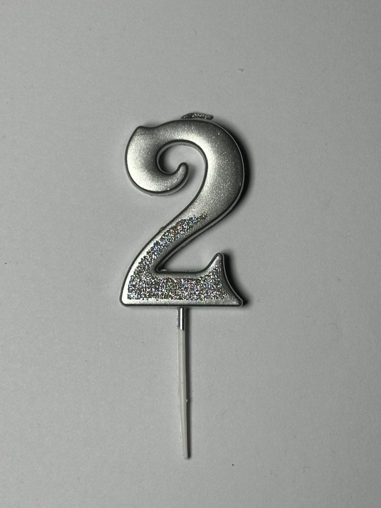 свічка цифра "2"