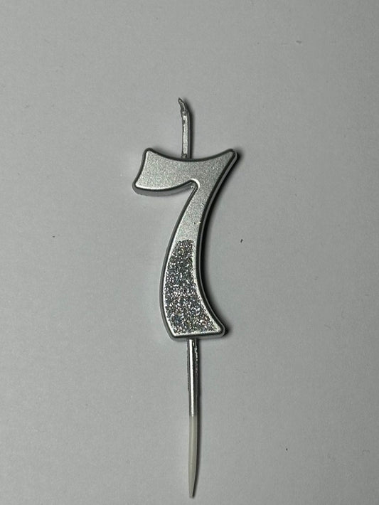 свічка цифра "7"