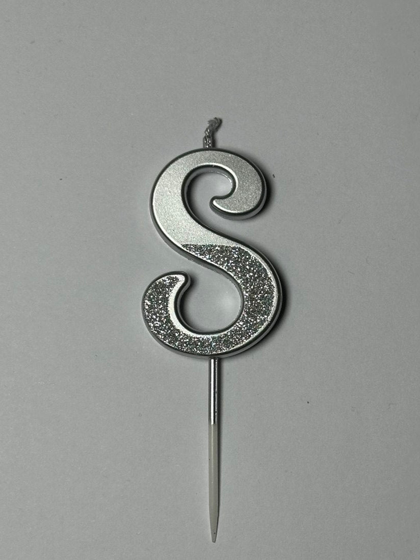 свічка цифра "8"