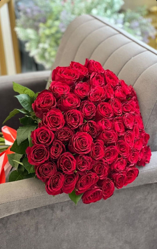 51 троянда 80см